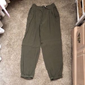 AE Joggers